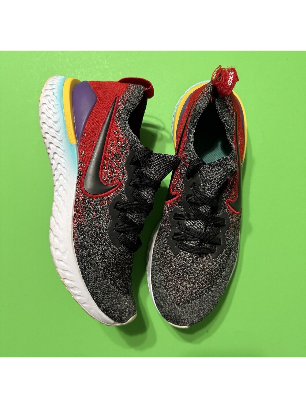 Nike Epic React Flyknit 2‎ GS Black/Hyper Jade AQ3243-007 Size 7Y / Women 8.5
